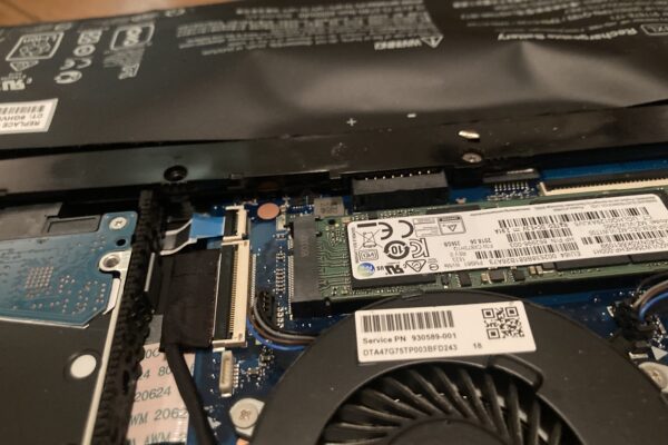 パソコンのバッテリー交換健忘録